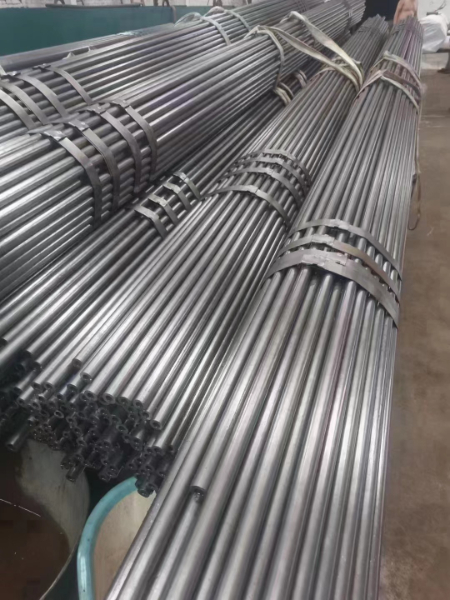 15CrMoG無縫鋼管GB/T9948-2013石油裂化用無縫鋼管